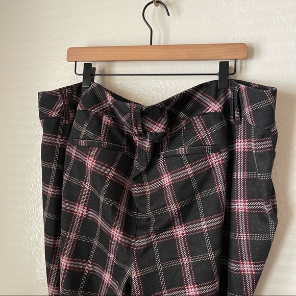 Torrid | Plaid Knit Ankle Skinny Pants - Picture 5 of 7